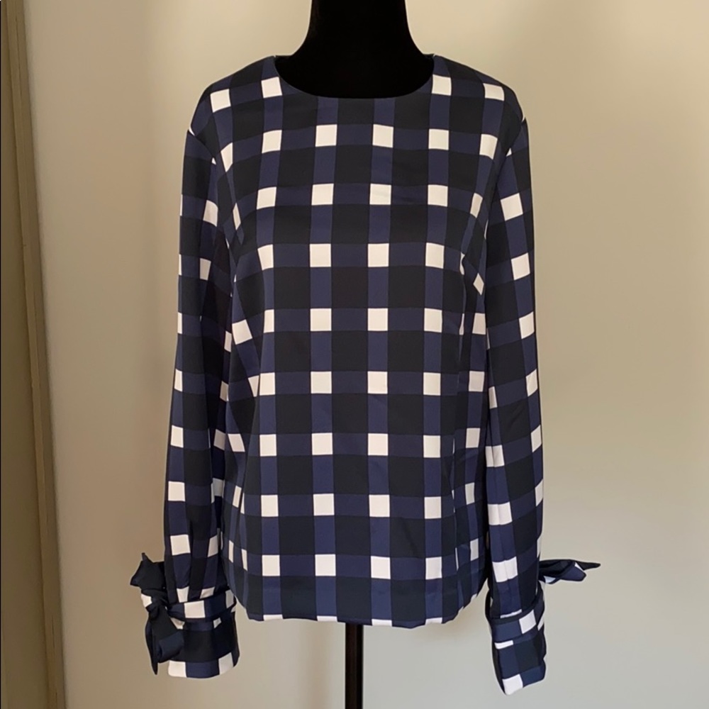 Banana Republic Blouse with ties at the wrist